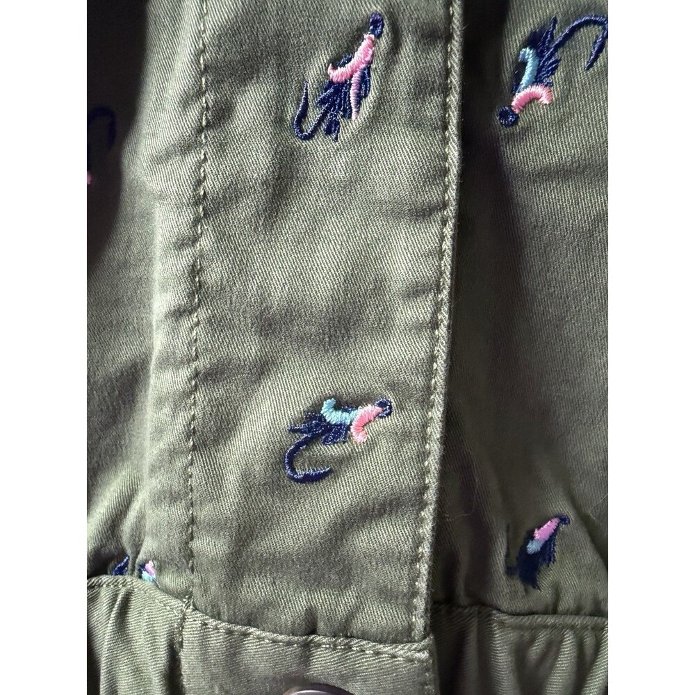 Chubbies Classic 5.5" Inseam Men's Med All Over Fishing Lure Print Green Elastic - Picture 3 of 6